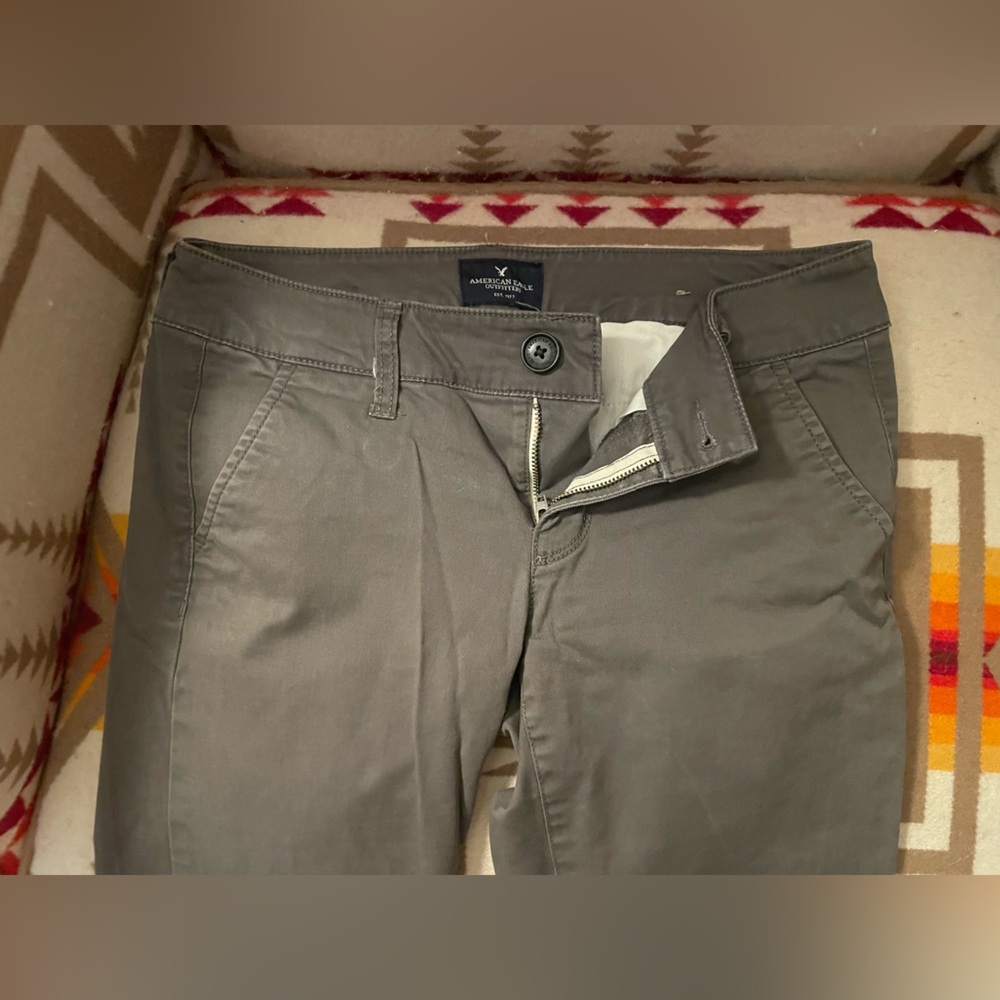 American Eagle Chinos